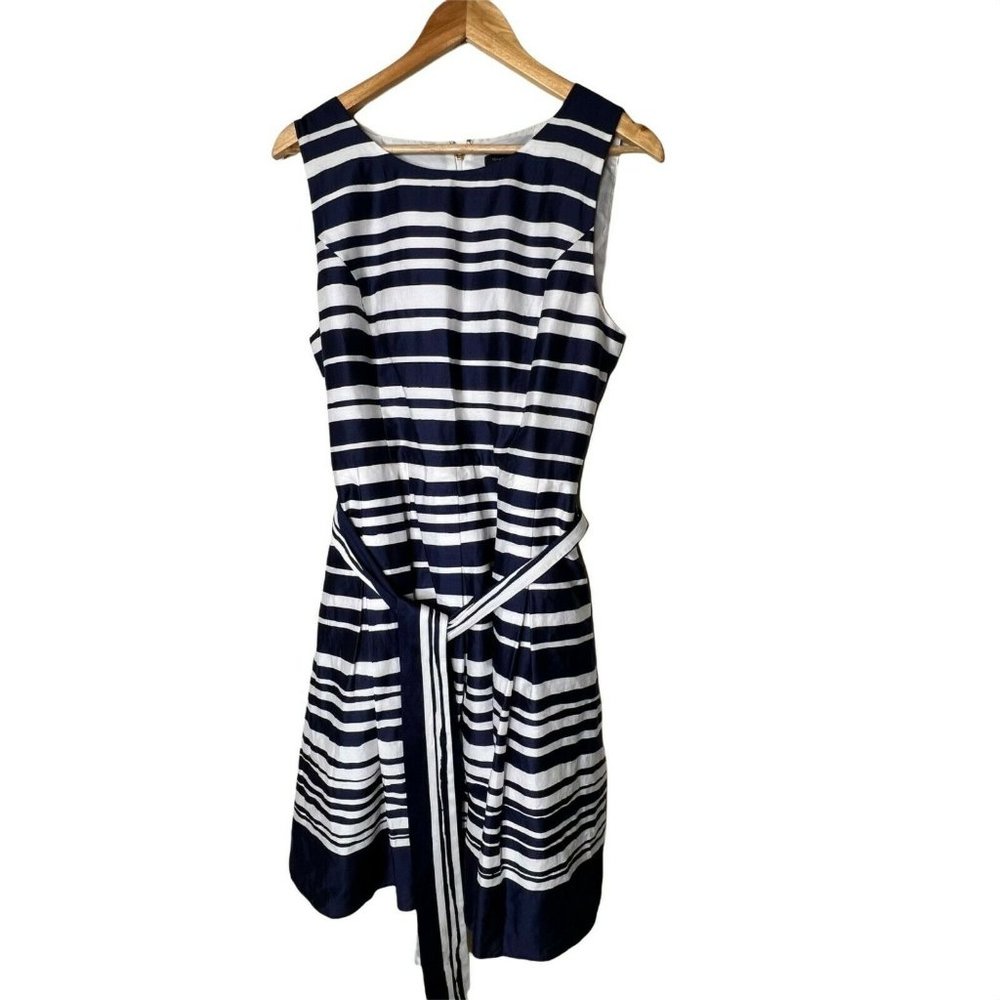 Tommy Hilfiger womens dress sz 12 blue white stripes cloth belt back zip classic